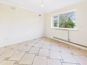 Dining Room- click for photo gallery